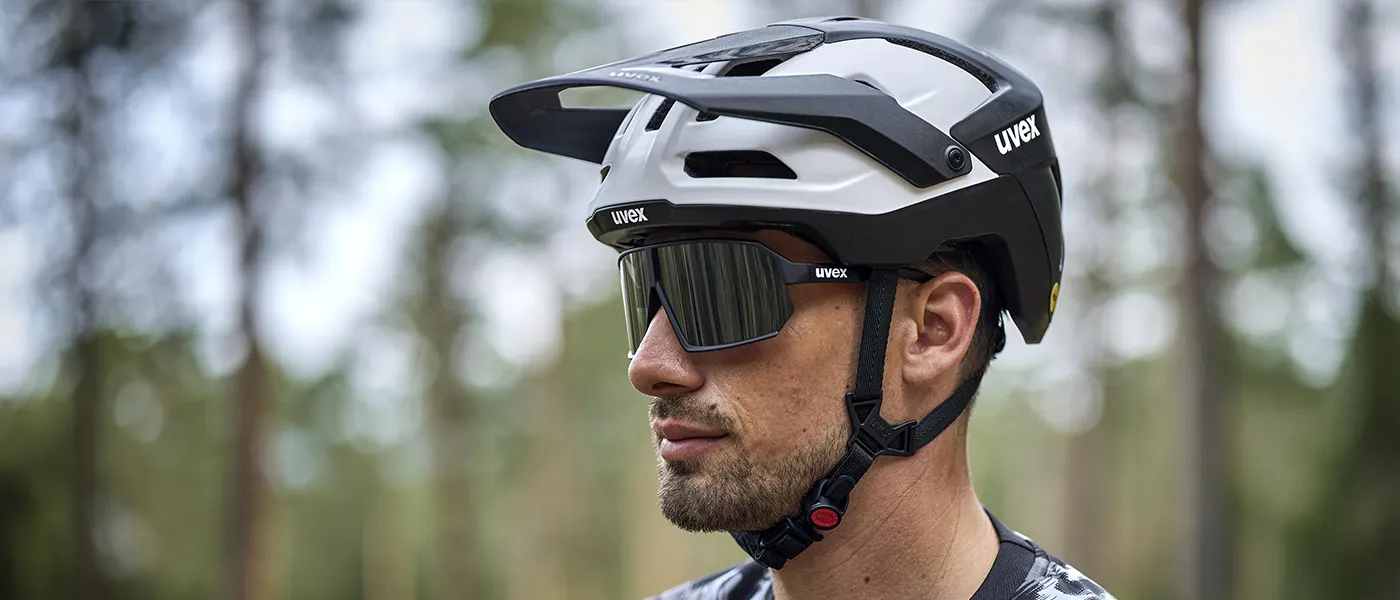 Titelseite -Contec Verkäufe